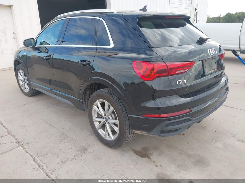 2025 Audi Q3 VIN WA1DECF32S1018786 IAAI salvage auction — LEFT FRONT, Enterprise Vehicles Clear Only (Mississippi), sold $16,800 on 2026-07-28 (photo 3)
