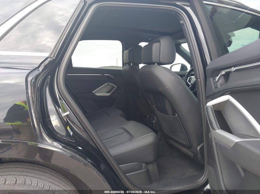 2025 Audi Q3 VIN WA1DECF32S1018786 IAAI salvage auction — LEFT FRONT, Enterprise Vehicles Clear Only (Mississippi), sold $16,800 on 2026-07-28 (photo 8)