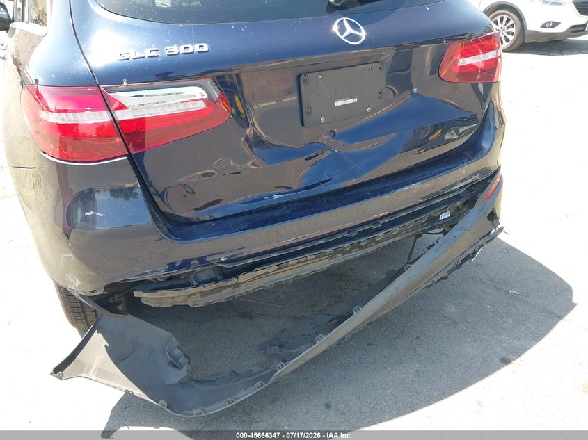 2019 Mercedes-benz Glc VIN WDC0G4JB9KF564274 IAAI salvage auction — FRONT & REAR, Salvage Title, sold $5,750 on 2026-08-04 (photo 6)