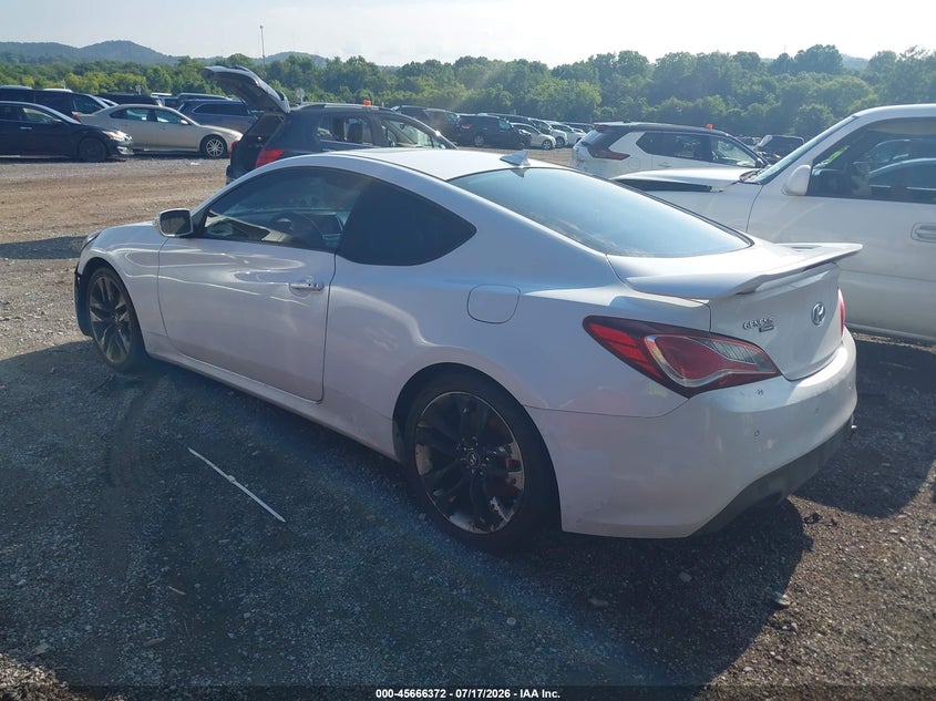 2016 Hyundai Genesis VIN KMHHU6KJ4GU131737 IAAI salvage auction — NORMAL WEAR, Clear (Tennessee), sold $475 on 2026-07-30 (photo 3)