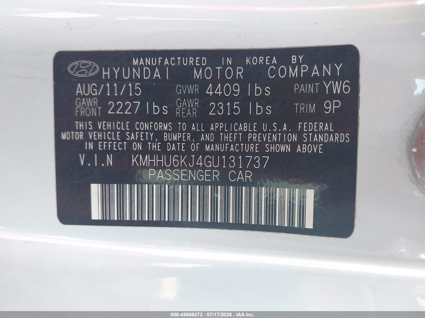2016 Hyundai Genesis VIN KMHHU6KJ4GU131737 IAAI salvage auction — NORMAL WEAR, Clear (Tennessee), sold $475 on 2026-07-30 (photo 9)