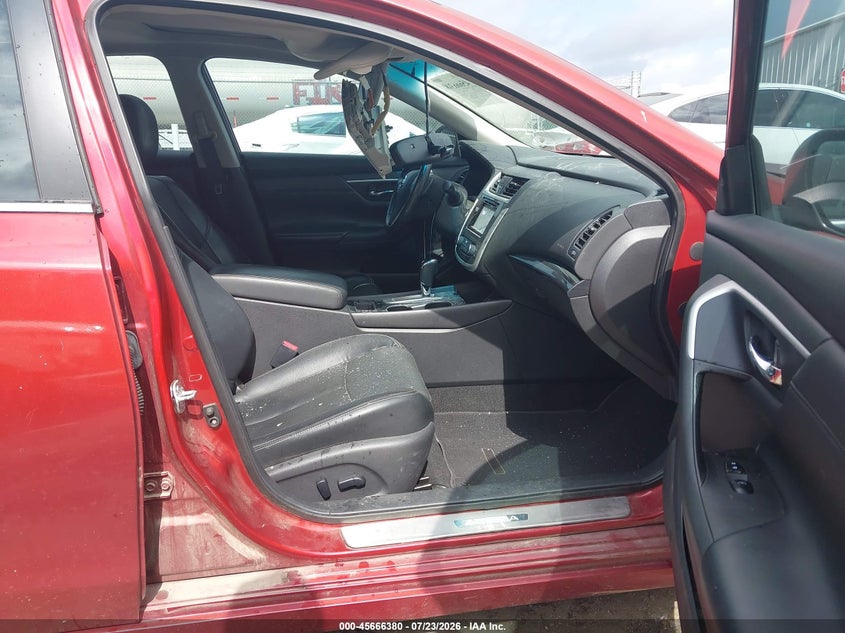2016 Nissan Altima VIN 1N4AL3AP4GC190229 IAAI salvage auction — ROOF, Salvage Title, sold $175 on 2026-09-27 (photo 5)