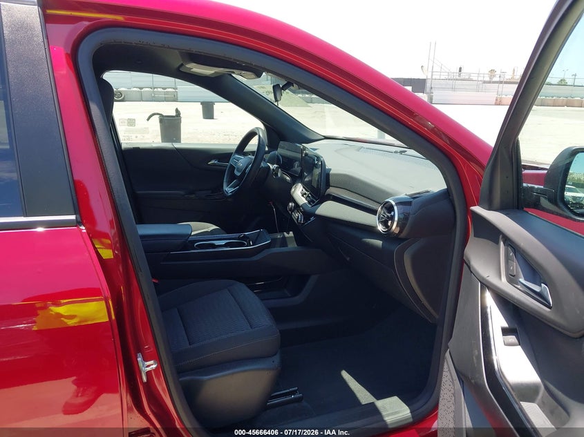 2025 Chevrolet Equinox VIN 3GNAXHEG3SL174887 IAAI salvage auction — REAR END, Salvage Title, sold $10,200 on 2026-08-22 (photo 5)