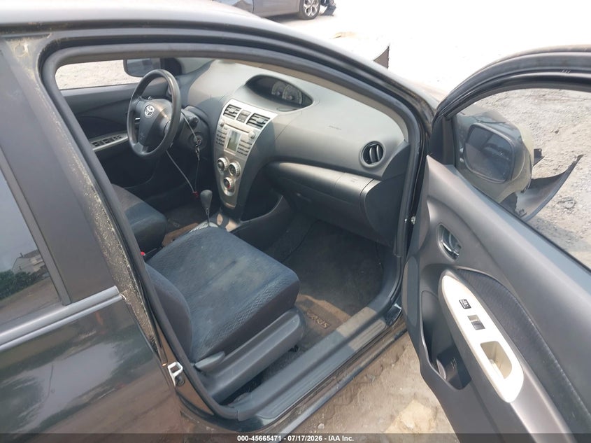 2008 Toyota Yaris VIN JTDBT923381271894 IAAI salvage auction — NORMAL WEAR, Clear (New Jersey), sold $875 on 2026-07-28 (photo 5)
