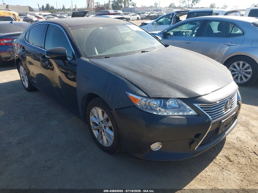 2014 Lexus ES VIN JTHBW1GG5E2070099 IAAI salvage auction — NORMAL WEAR, Salvage Title - Dealer (California), sold $2,625 on 2026-07-25 (photo 1)