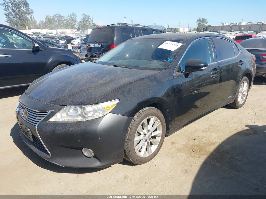 2014 Lexus ES VIN JTHBW1GG5E2070099 IAAI salvage auction — NORMAL WEAR, Salvage Title - Dealer (California), sold $2,625 on 2026-07-25 (photo 2)