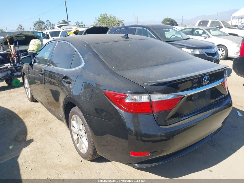 2014 Lexus ES VIN JTHBW1GG5E2070099 IAAI salvage auction — NORMAL WEAR, Salvage Title - Dealer (California), sold $2,625 on 2026-07-25 (photo 3)