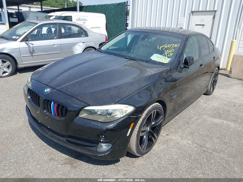 2011 BMW 5 series VIN WBAFU9C56BC786122 IAAI salvage auction — NORMAL WEAR, Clear (New York), sold $1,850 on 2026-07-28 (photo 2)