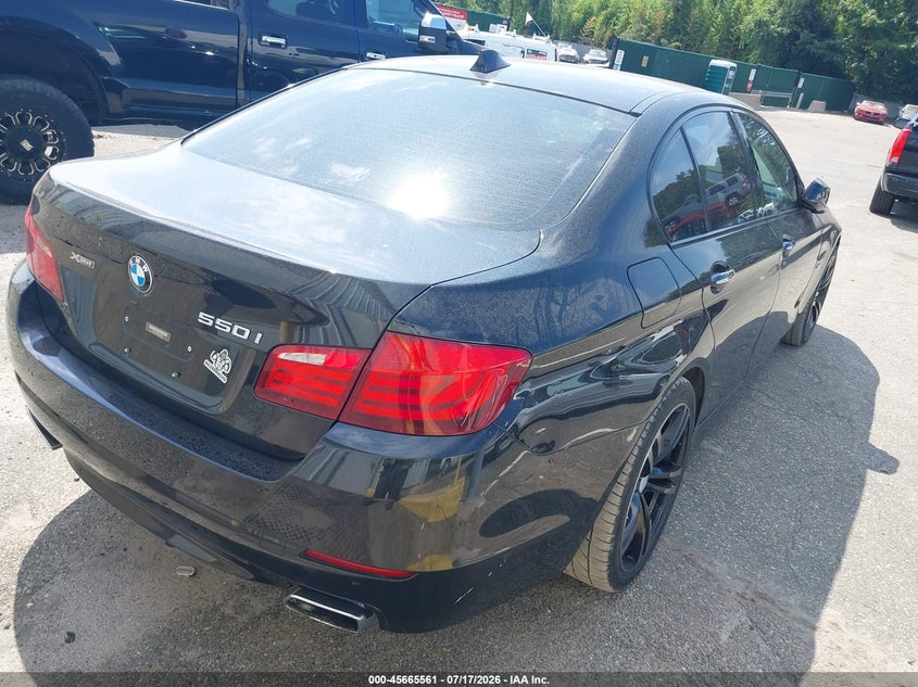 2011 BMW 5 series VIN WBAFU9C56BC786122 IAAI salvage auction — NORMAL WEAR, Clear (New York), sold $1,850 on 2026-07-28 (photo 4)