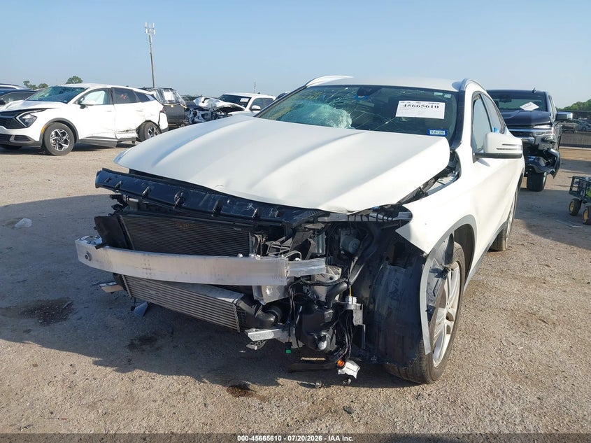 2015 Mercedes-benz Gla-klasse VIN WDCTG4GB8FJ083990 IAAI salvage auction — FRONT END, Salvage (Texas), sold $2,075 on 2026-08-11 (photo 2)