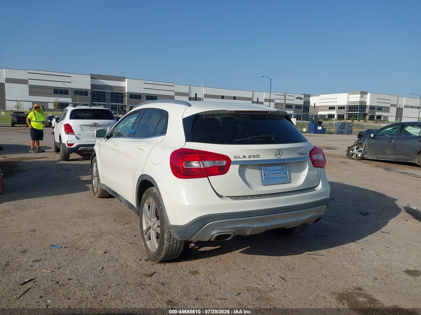 2015 Mercedes-benz Gla-klasse VIN WDCTG4GB8FJ083990 IAAI salvage auction — FRONT END, Salvage (Texas), sold $2,075 on 2026-08-11 (photo 3)