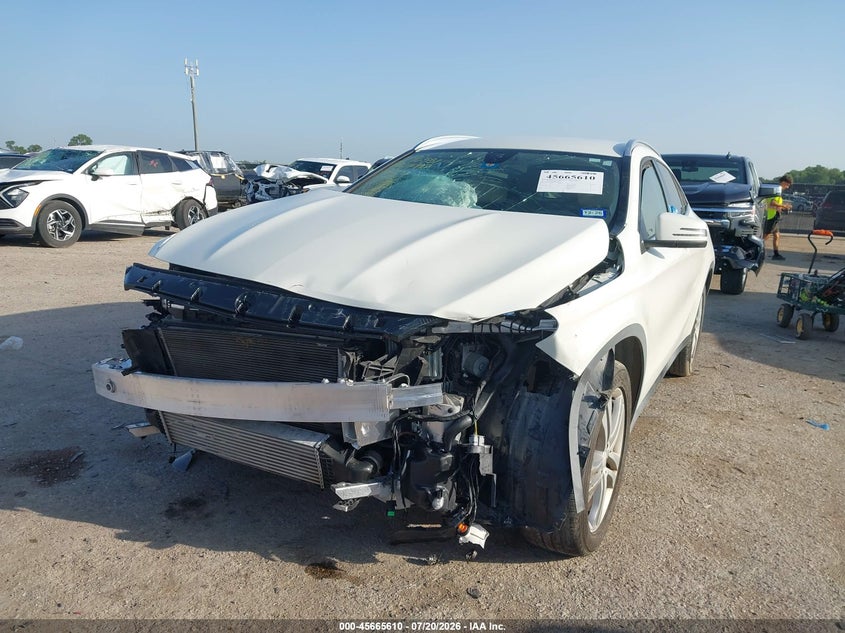 2015 Mercedes-benz Gla-klasse VIN WDCTG4GB8FJ083990 IAAI salvage auction — FRONT END, Salvage (Texas), sold $2,075 on 2026-08-11 (photo 6)