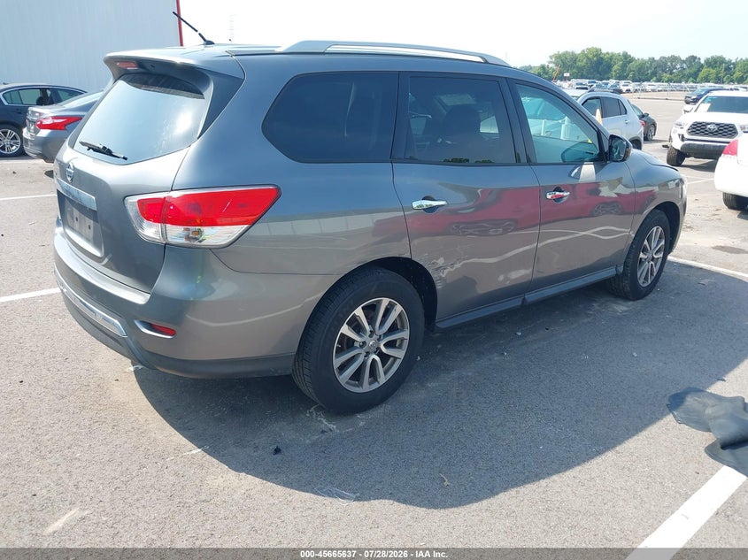 2016 Nissan Pathfinder VIN 5N1AR2MN6GC640990 IAAI salvage auction — FRONT END, Wait Title, sold $875 on 2026-10-01 (photo 4)