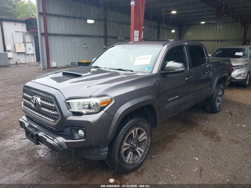 2016 Toyota Tacoma VIN 5TFCZ5AN8GX031380 IAAI salvage auction — SIDE, Wait Title, sold $11,500 on 2026-08-02 (photo 2)