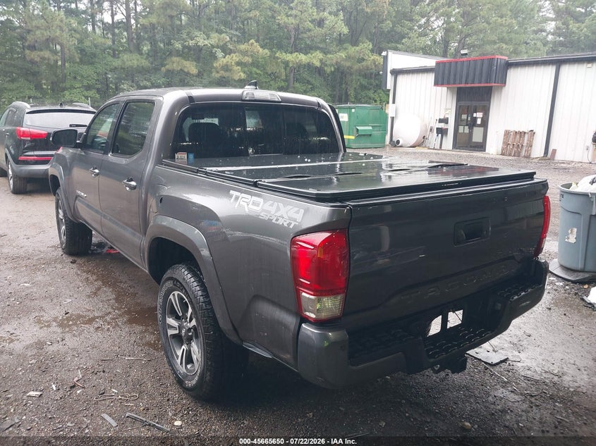 2016 Toyota Tacoma VIN 5TFCZ5AN8GX031380 IAAI salvage auction — SIDE, Wait Title, sold $11,500 on 2026-08-02 (photo 3)