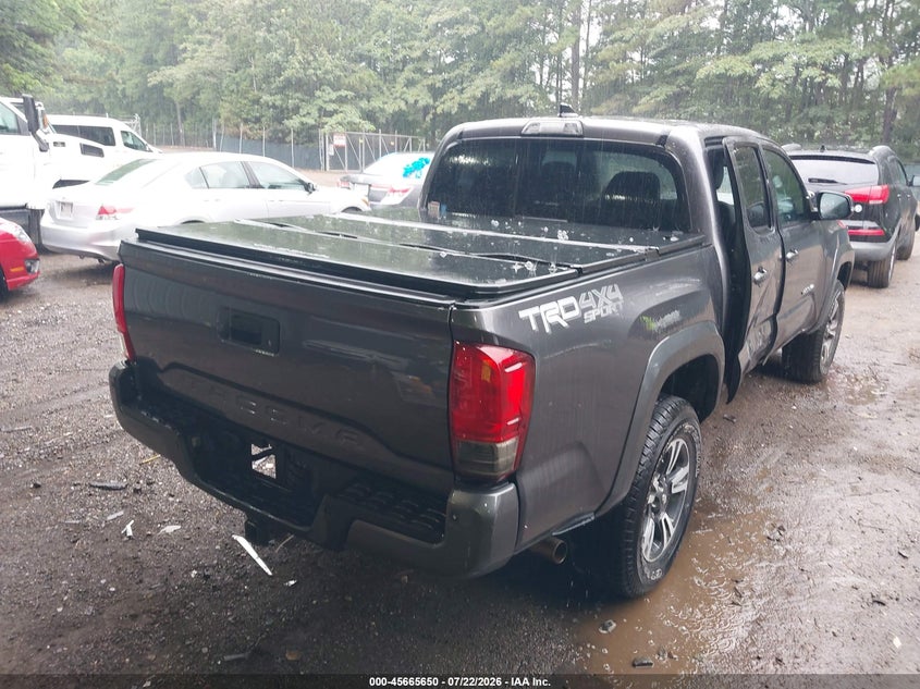 2016 Toyota Tacoma VIN 5TFCZ5AN8GX031380 IAAI salvage auction — SIDE, Wait Title, sold $11,500 on 2026-08-02 (photo 4)