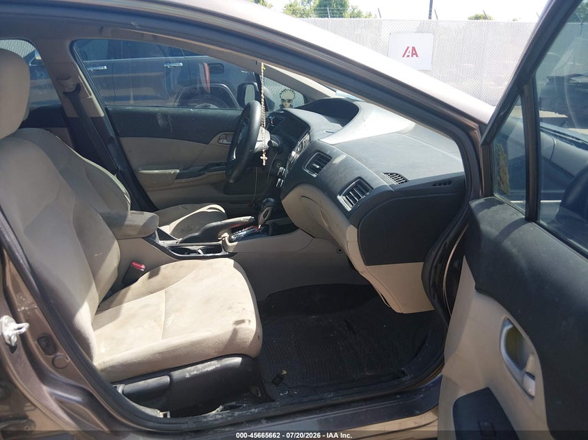 2013 Honda Civic VIN 2HGFB2F52DH593446 IAAI salvage auction — REAR END, Salvage Title, sold $1,425 on 2026-07-31 (photo 5)
