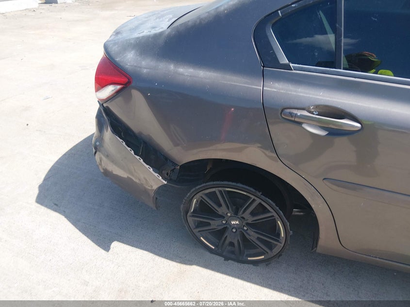 2013 Honda Civic VIN 2HGFB2F52DH593446 IAAI salvage auction — REAR END, Salvage Title, sold $1,425 on 2026-07-31 (photo 6)