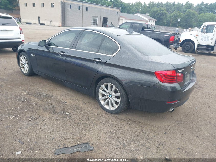 2016 BMW 5er VIN WBA5B3C51GG260205 IAAI salvage auction — UNKNOWN, Clear (Massachusetts), sold $25 on 2026-07-31 (photo 3)