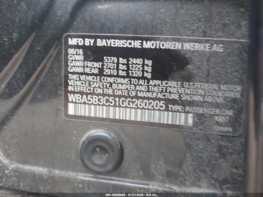 2016 BMW 5er VIN WBA5B3C51GG260205 IAAI salvage auction — UNKNOWN, Clear (Massachusetts), sold $25 on 2026-07-31 (photo 9)