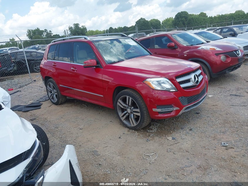 2014 Mercedes-benz Glk-klasse VIN WDCGG5HBXEG209624 IAAI salvage auction — REAR END, Wait Title, sold $3,300 on 2026-08-17 (photo 1)