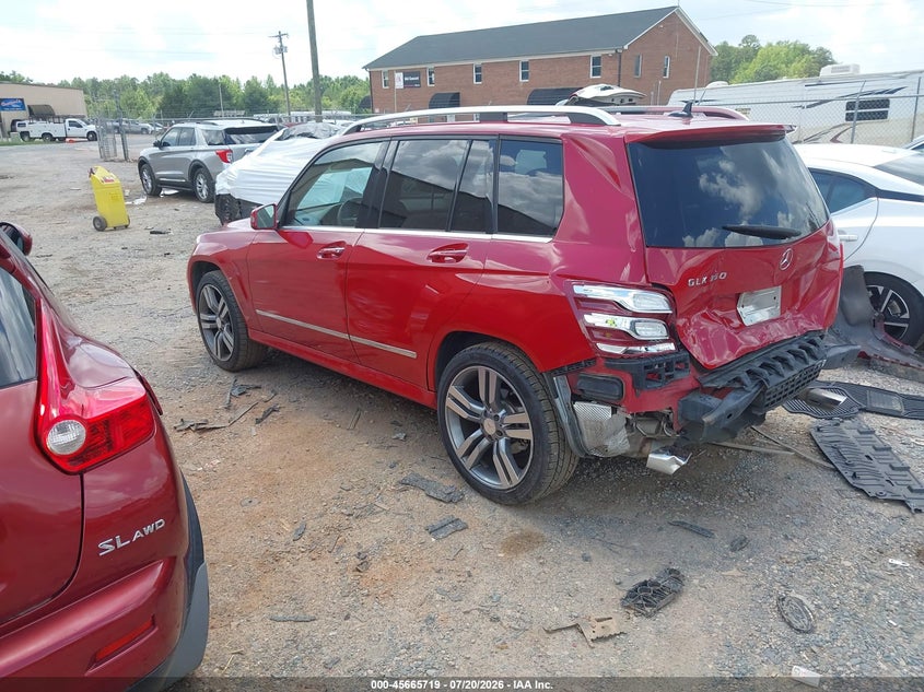 2014 Mercedes-benz Glk-klasse VIN WDCGG5HBXEG209624 IAAI salvage auction — REAR END, Wait Title, sold $3,300 on 2026-08-17 (photo 3)