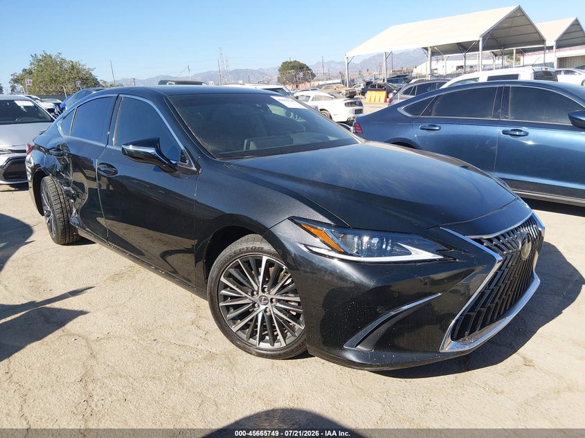 2025 Lexus Es 300h VIN 58ADA1C14SU066981 — IAAI salvage auction photo