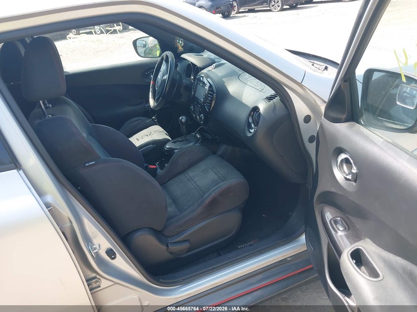 2015 Nissan Juke VIN JN8AF5MV2FT560782 IAAI salvage auction — NORMAL WEAR, Clear (Indiana), sold $125 on 2026-07-29 (photo 5)