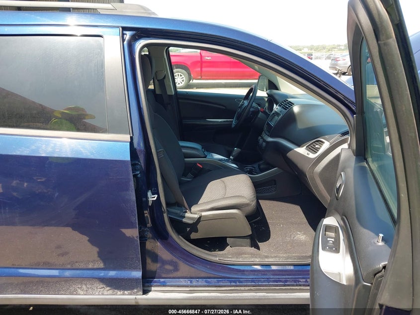 2018 Dodge Journey VIN 3C4PDCAB3JT445308 IAAI salvage auction — HAIL, Certificate Of Title (Nebraska), sold $3,950 on 2026-08-23 (photo 5)