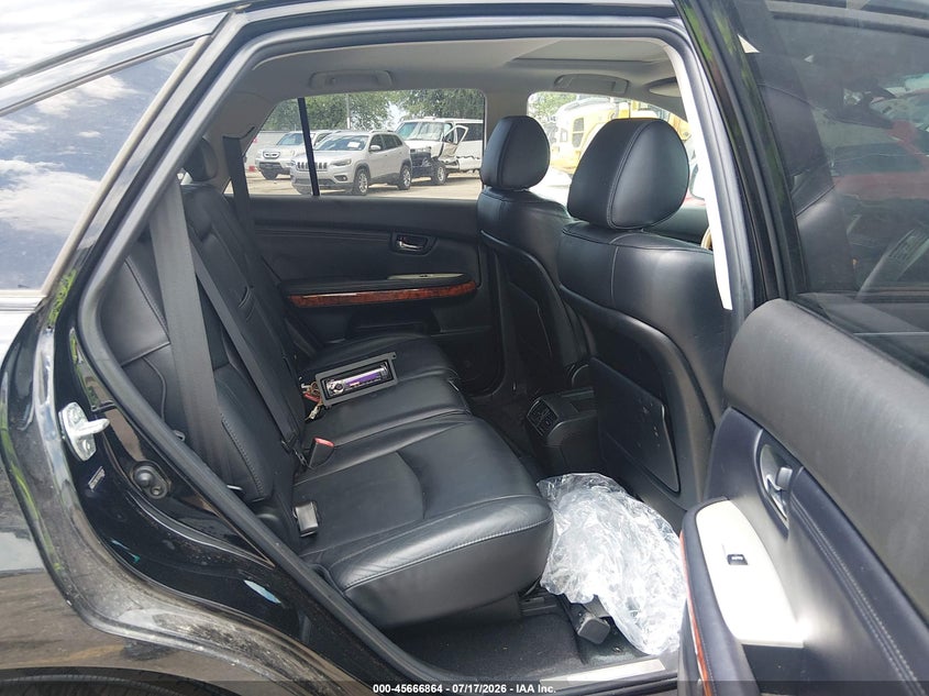 2007 Lexus Rx 350 VIN 2T2HK31U57C026220 IAAI salvage auction — NORMAL WEAR, Salvage (Texas), sold $75 on 2026-07-31 (photo 8)
