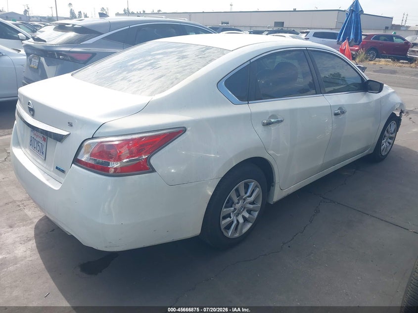 2014 Nissan Altima VIN 1N4AL3AP5EC423029 IAAI salvage auction — LEFT FRONT, Wait Title, sold $975 on 2026-08-01 (photo 4)