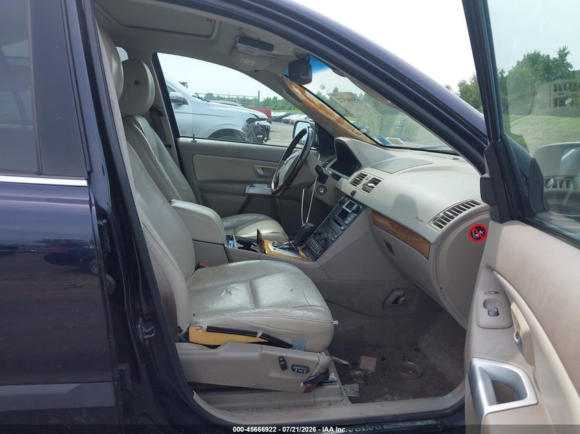 2006 Volvo Xc90 VIN YV4CZ592861266922 IAAI salvage auction — NORMAL WEAR, Clear (New York), sold $425 on 2026-07-30 (photo 5)