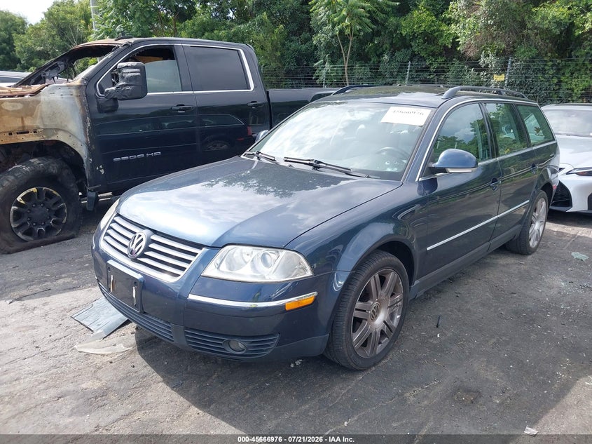 2005 Volkswagen Passat VIN WVWYU63B05E041424 IAAI salvage auction — NORMAL WEAR, Clear (Michigan), sold $375 on 2026-08-06 (photo 2)
