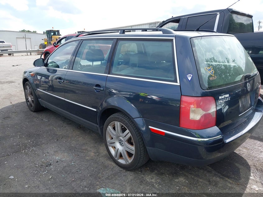 2005 Volkswagen Passat VIN WVWYU63B05E041424 IAAI salvage auction — NORMAL WEAR, Clear (Michigan), sold $375 on 2026-08-06 (photo 3)