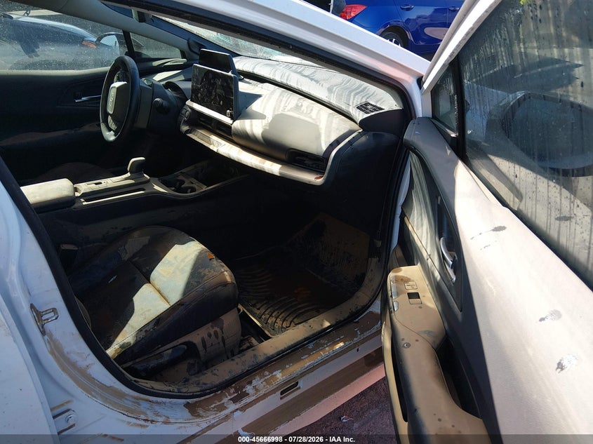 2024 Toyota Prius VIN JTDACACU4R3020022 IAAI salvage auction — WATER/FLOOD, Salvage Title, sold $10,450 on 2026-08-19 (photo 5)