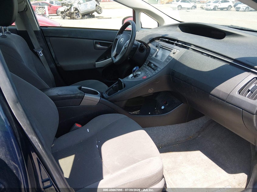 2015 Toyota Prius VIN JTDKN3DU1F1891864 IAAI salvage auction — NORMAL WEAR, Clear (Delaware), sold $825 on 2026-07-27 (photo 5)