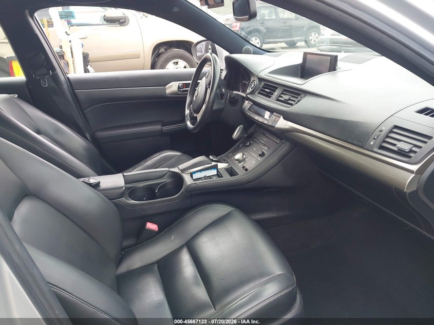 2014 Lexus Ct VIN JTHKD5BH2E2198894 IAAI salvage auction — REAR END, Salvage (California), sold $2,500 on 2026-07-28 (photo 5)