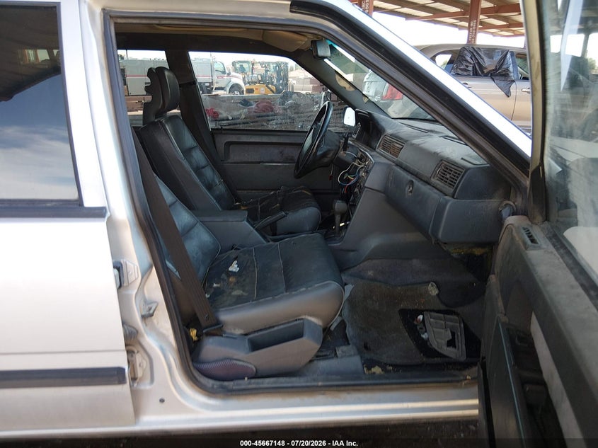 1991 Volvo 740 VIN YV1FA8756M2327434 IAAI salvage auction — NORMAL WEAR, Clear (Arizona), sold $300 on 2026-07-28 (photo 5)