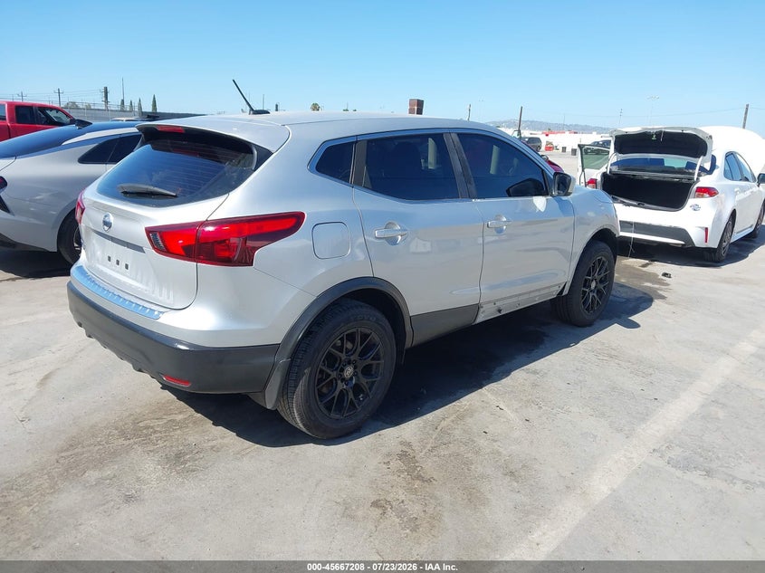 2018 Nissan Rogue VIN JN1BJ1CP2JW107413 IAAI salvage auction — FRONT END, Wait Title, sold $1,200 on 2026-07-31 (photo 4)