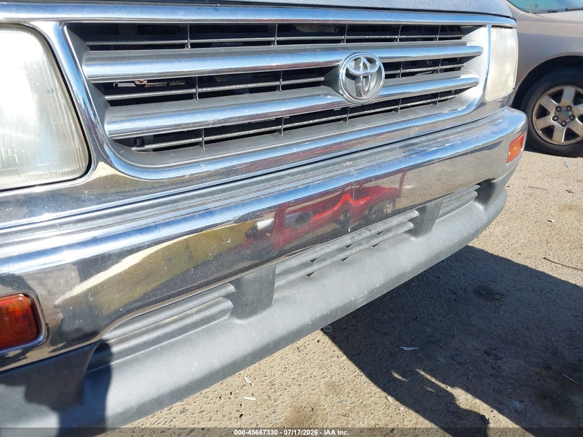 1998 Toyota T100 VIN JT4TN14D6W0042148 IAAI salvage auction — NORMAL WEAR, Clear - Dealer Only (California), sold $25 on 2026-07-29 (photo 6)