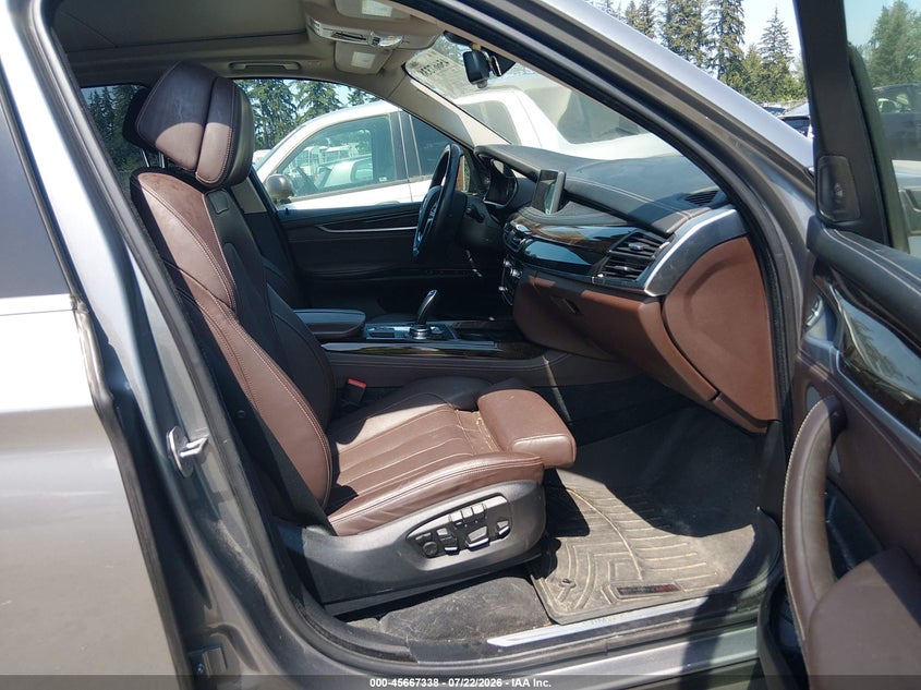 2015 BMW X5 VIN 5UXKS4C50F0N10390 IAAI salvage auction — REAR END, Bill Of Sale (Washington), sold $10,100 on 2026-08-01 (photo 5)