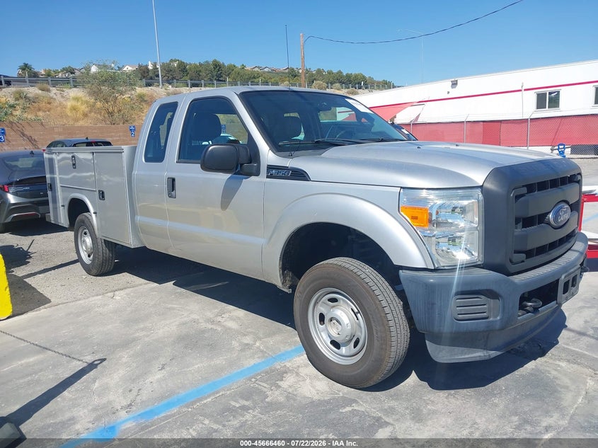 2016 Ford F-350 VIN 1FD8X3B62GED16221 — IAAI salvage auction photo