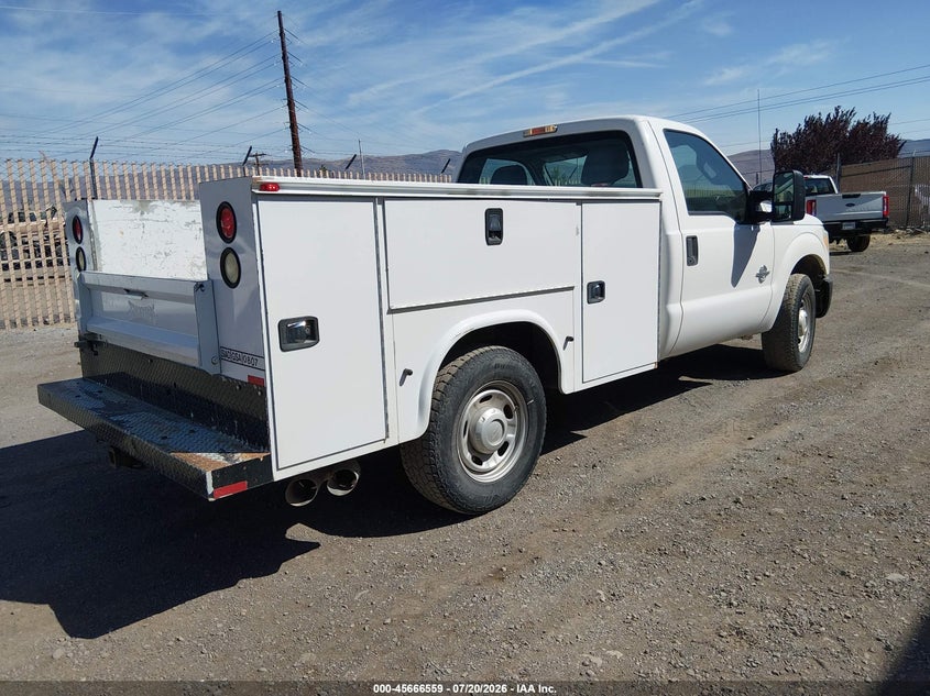 2015 Ford F-250 VIN 1FDBF2AT6FEA04525 IAAI salvage auction — NORMAL WEAR, Sf97 (Nevada), sold $9,100 on 2026-07-30 (photo 4)