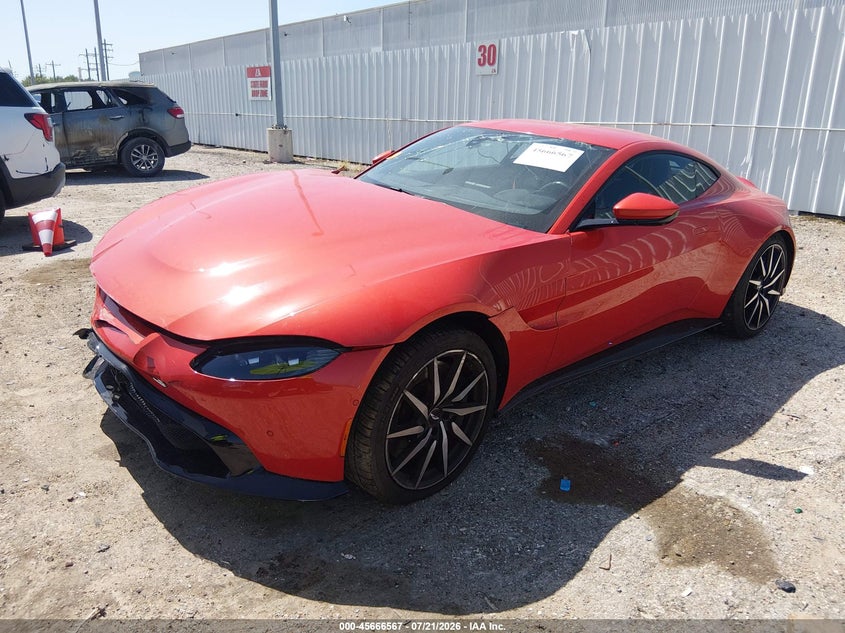 2020 Aston martin Vantage VIN SCFSMGAW5LGN04596 IAAI salvage auction — RIGHT SIDE, Wait Title, sold $29,150 on 2026-10-01 (photo 2)