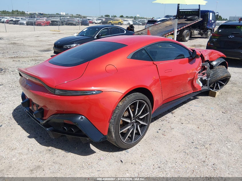 2020 Aston martin Vantage VIN SCFSMGAW5LGN04596 IAAI salvage auction — RIGHT SIDE, Wait Title, sold $29,150 on 2026-10-01 (photo 4)