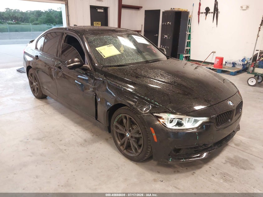 2017 BMW 3er VIN WBA8B9G38HNU55188 IAAI salvage auction — SIDE, Salvage Title, sold $6,100 on 2026-08-19 (photo 1)