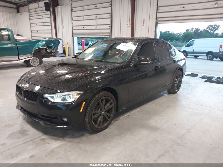 2017 BMW 3er VIN WBA8B9G38HNU55188 IAAI salvage auction — SIDE, Salvage Title, sold $6,100 on 2026-08-19 (photo 2)