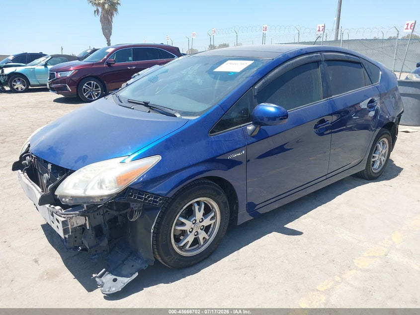 2010 Toyota Prius VIN JTDKN3DU2A0242685 IAAI salvage auction — FRONT & REAR, Salvage (California), sold $1,200 on 2026-07-29 (photo 2)