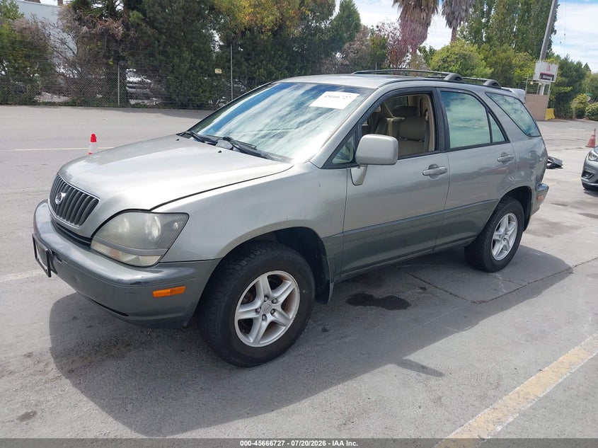 2000 Lexus Rx 300 VIN JT6HF10UXY0100250 IAAI salvage auction — NORMAL WEAR, Clear - Dealer Only (California), sold $400 on 2026-07-29 (photo 2)