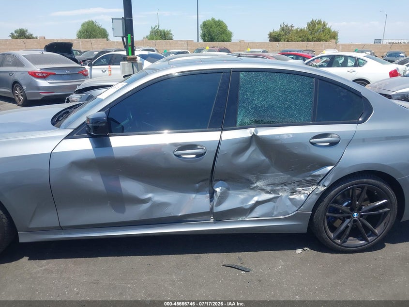 2023 BMW 3er VIN 3MW49FS09P8D40512 IAAI salvage auction — LEFT SIDE, Salvage Title, sold $27,000 on 2026-07-31 (photo 6)